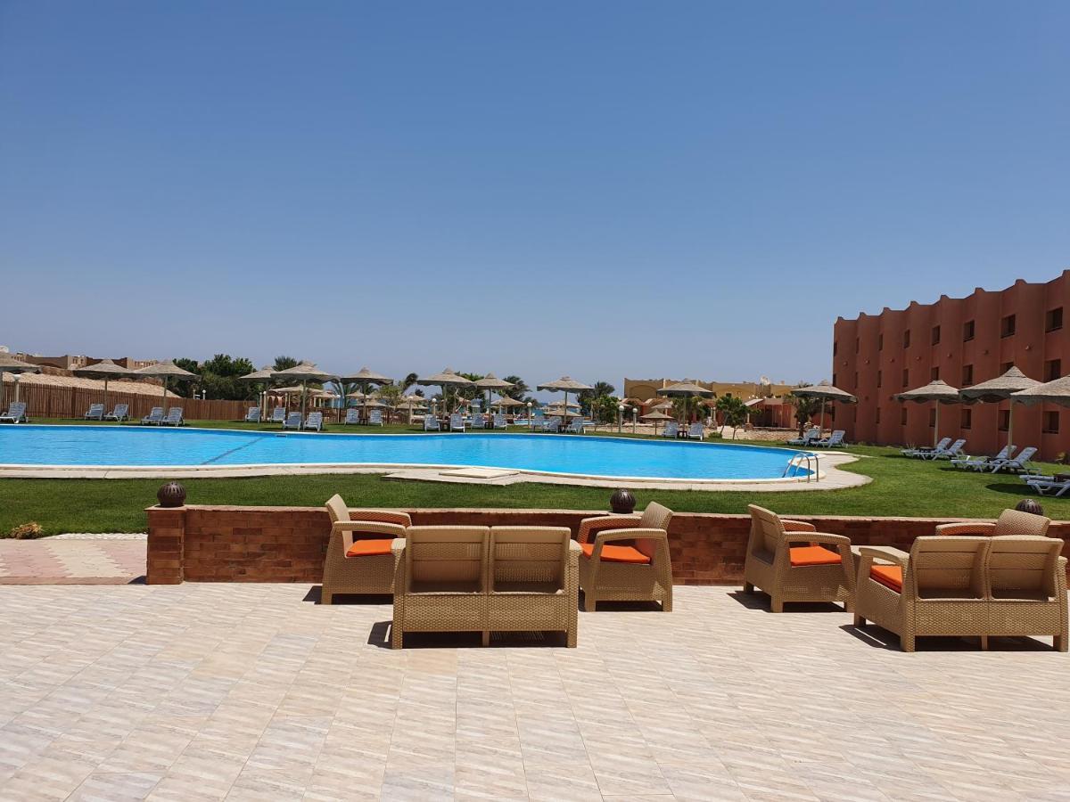Fanar Hotel 아인 수크나 외부 사진
