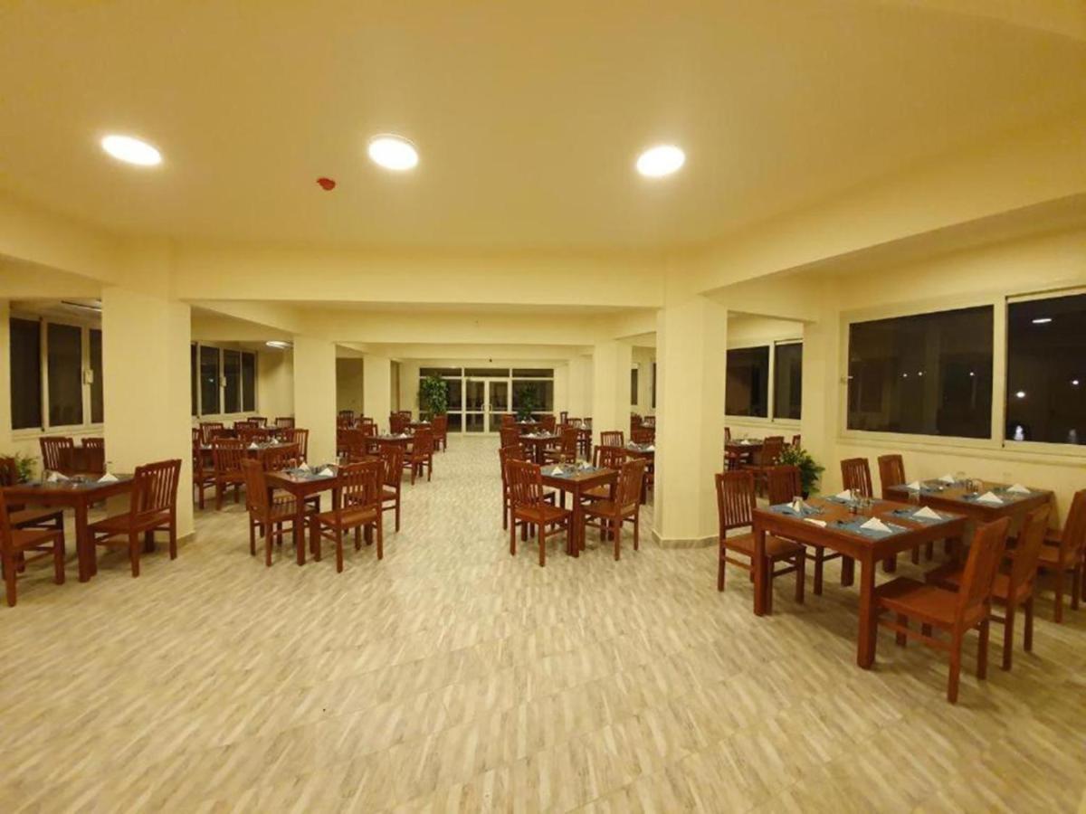 Fanar Hotel 아인 수크나 외부 사진