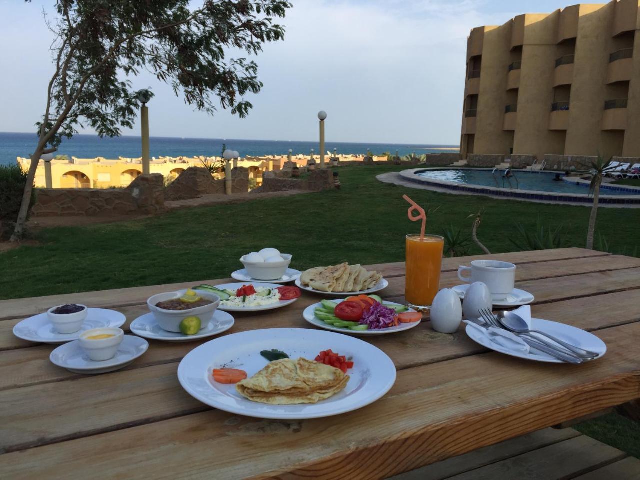 Fanar Hotel 아인 수크나 외부 사진